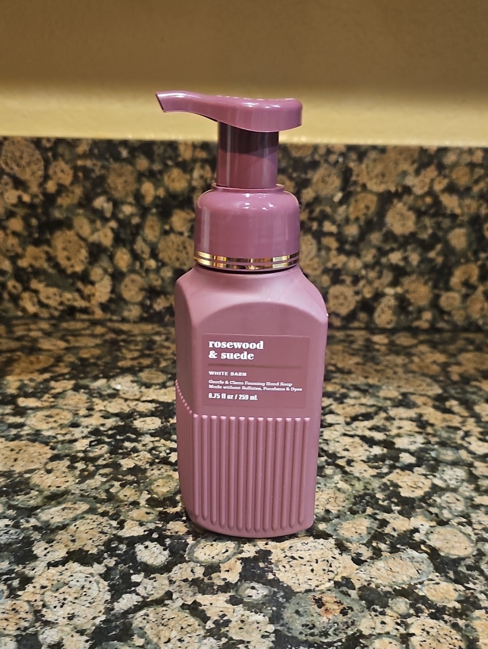 White Barn Rosewood & Suede Gentle & Clean Foaming Hand Soap